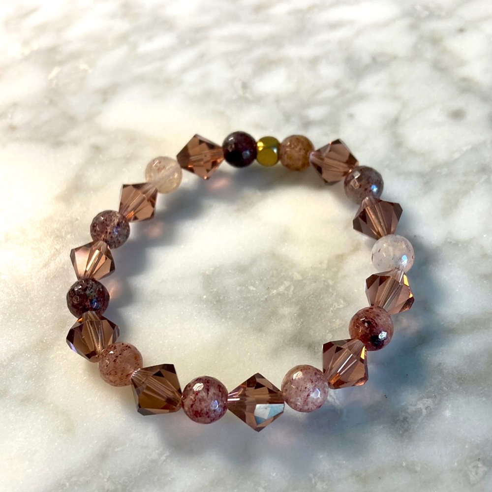 Strawberry Quartz & crystal bracelet